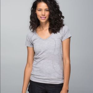 Lululemon Swiftly V-Neck Short Sleeve 